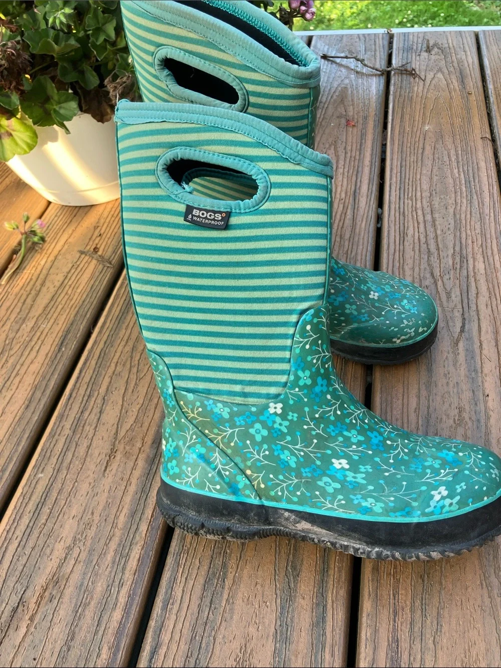 BOGS KIDS Teal Floral Stripe Snow / Rain Boots